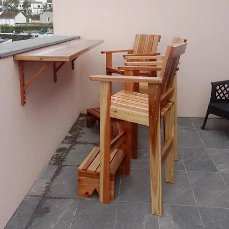 Penthouse Seaside B - Faraway *