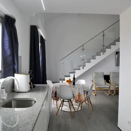 Penthouse Seaside B - Faraway * Lagoa (Azores)