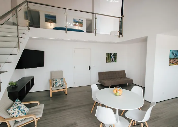 Penthouse Seaside B - Faraway * Lagoa (Azores)